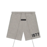 Essential 1977 Short Set