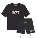 Essential 1977 Short Set